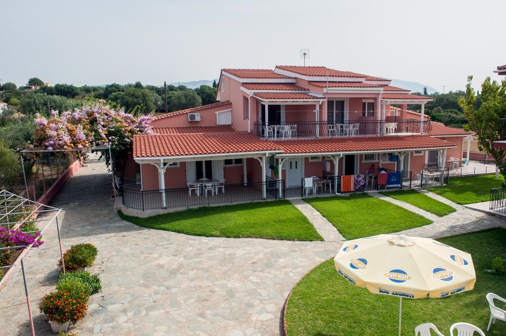 Paradise Studios Svoronata Bagian luar foto