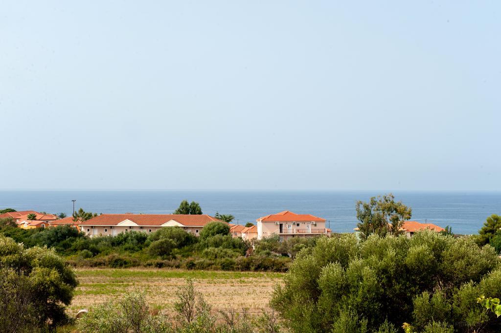Paradise Studios Svoronata Bagian luar foto